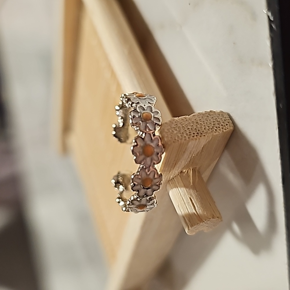 Daisy Ring